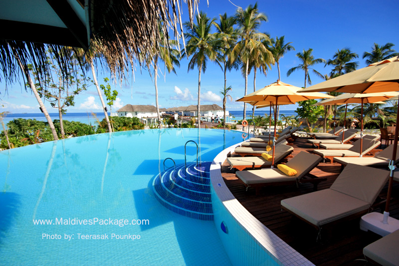 review Centara Grand Maldives