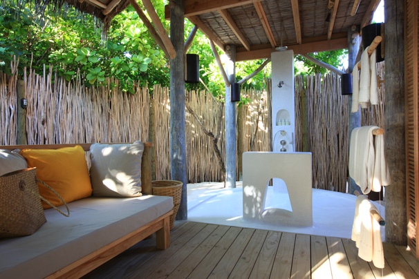 review Six Senses Laamu Maldives
