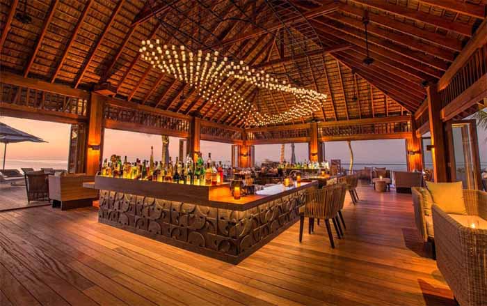 review Hurawalhi Island Resort