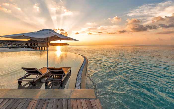 Hurawalhi Island Resort